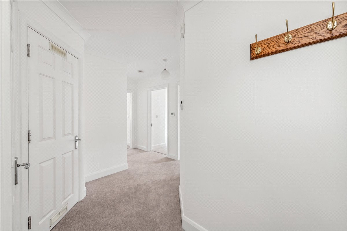 2 bedroom Flat, Coxs Ground, Oxford, OX2 - , Image 14