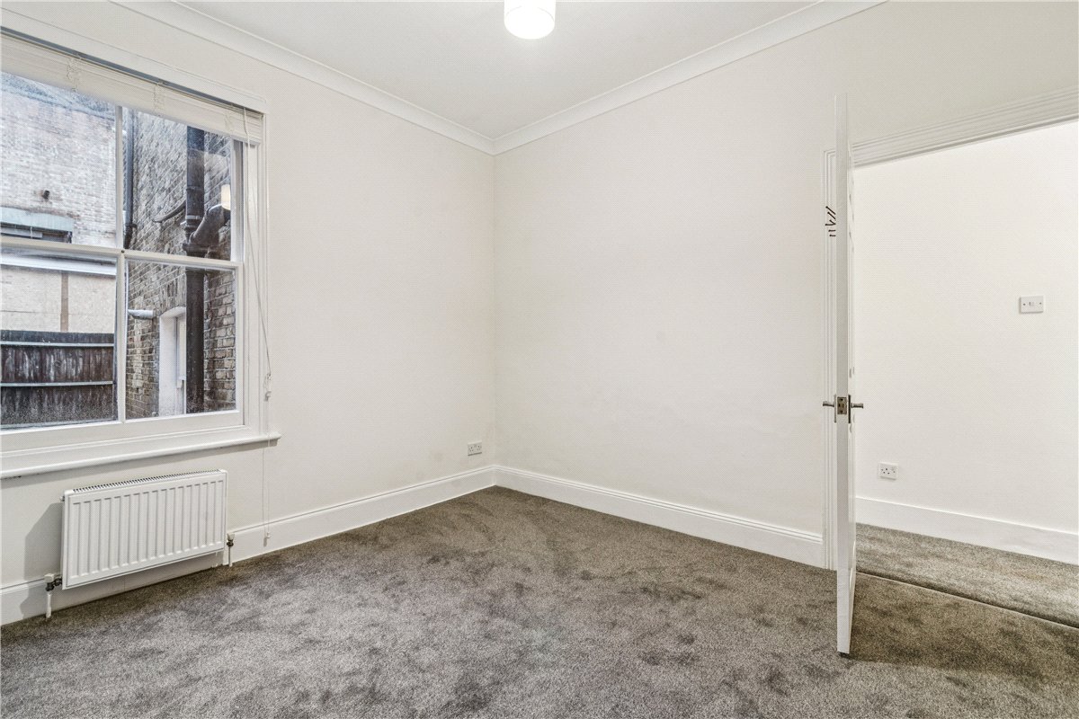 1 bedroom Flat, Glenelg Road, London, SW2 - Sold, Image 6