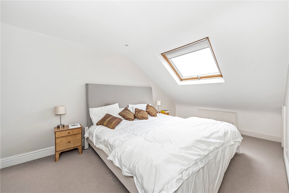 5 bedroom House, Hosack Road, London, SW17 - Available, Image 12