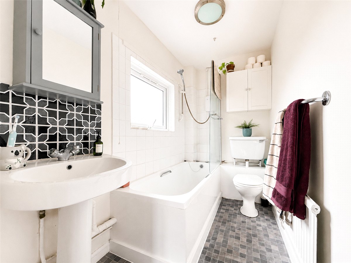 2 bedroom Flat, Tiverton Way, Cambridge, CB1 - Available, Image 8