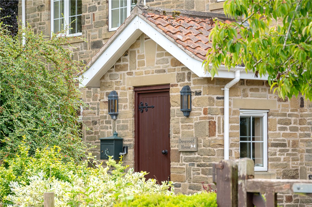 3 bedroom House, Bulmer, York, YO60 - Sold, Image 2