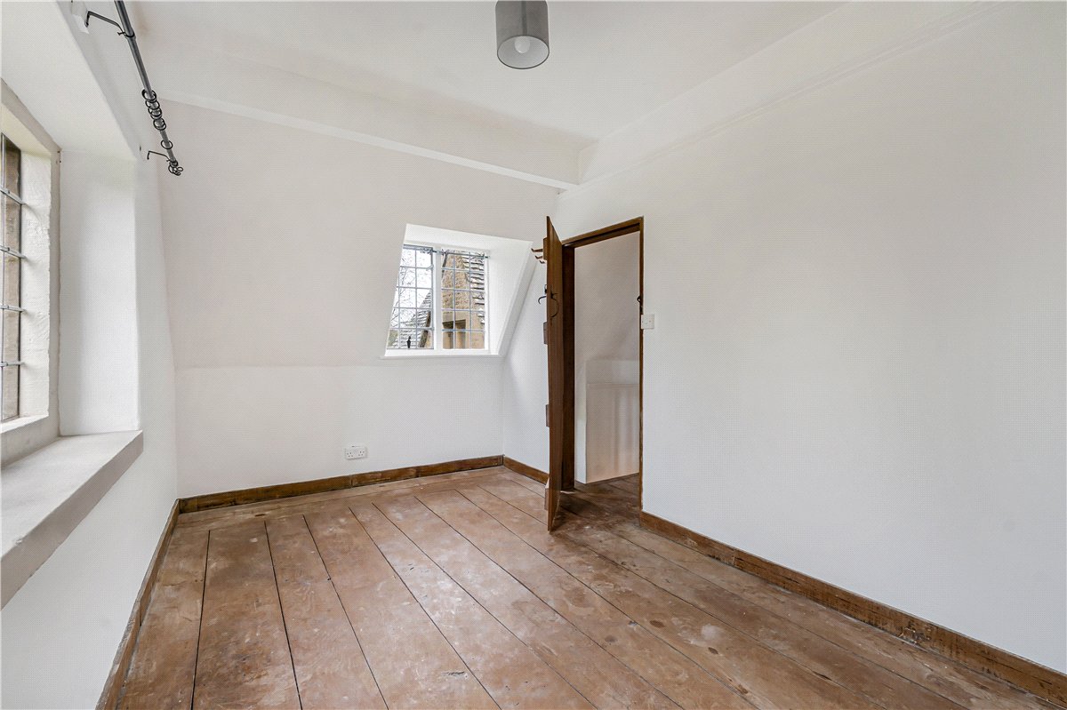 3 bedroom Cottage, Manor Cottages, Kelmscott, GL7 - Available, Image 11