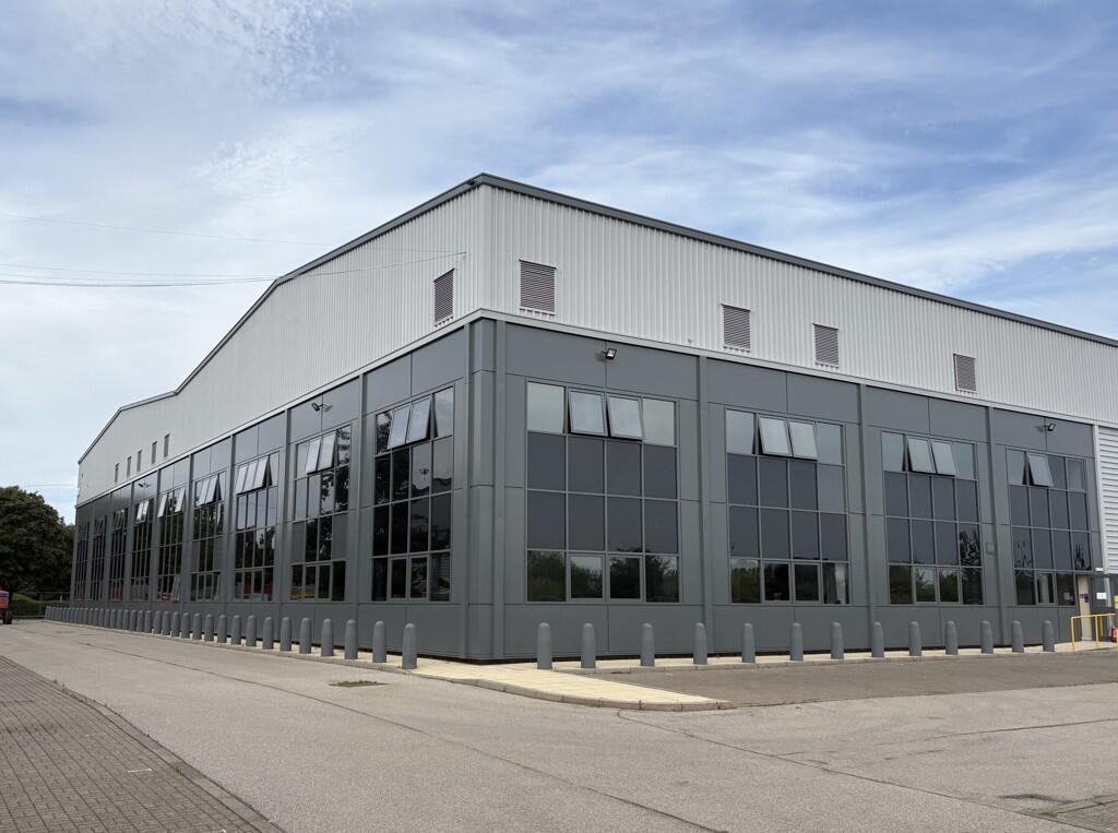 95080 Sq Ft, Unit 1 Follingsby Park, Gateshead, NE10 - Available