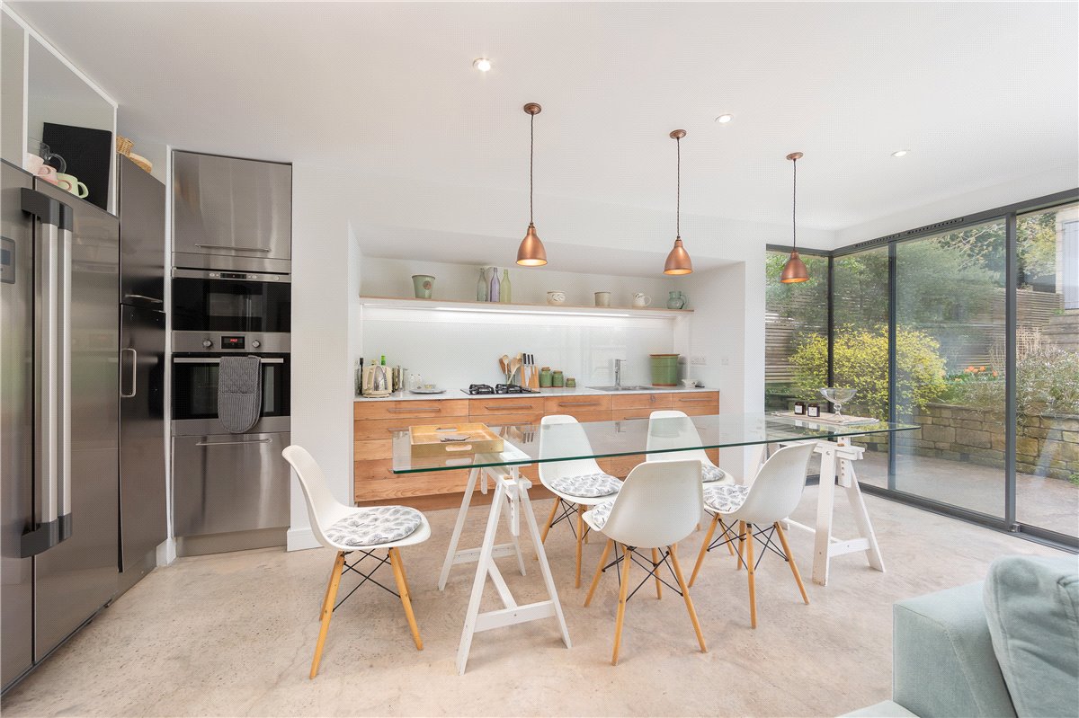 2 bedroom Flat, Lansdown Road, Bath, BA1 - Available, Image 2