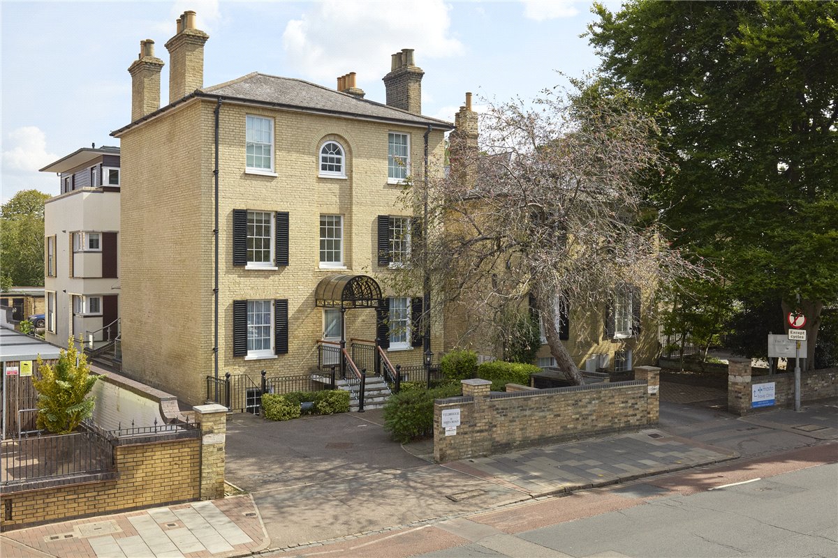 2 bedroom Flat, Felbrigge House, 39 Hills Road, CB2 - Sold