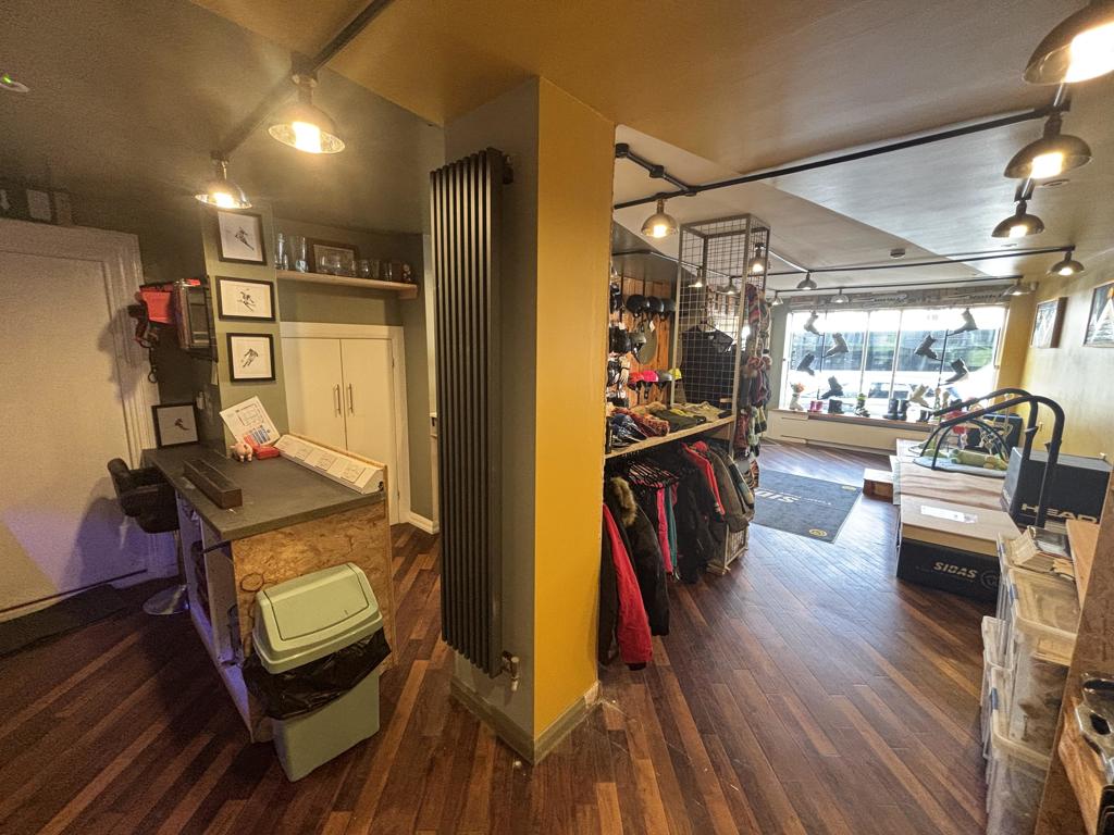 0 , 42 High Street, Honiton, EX14 - Available, Image 7
