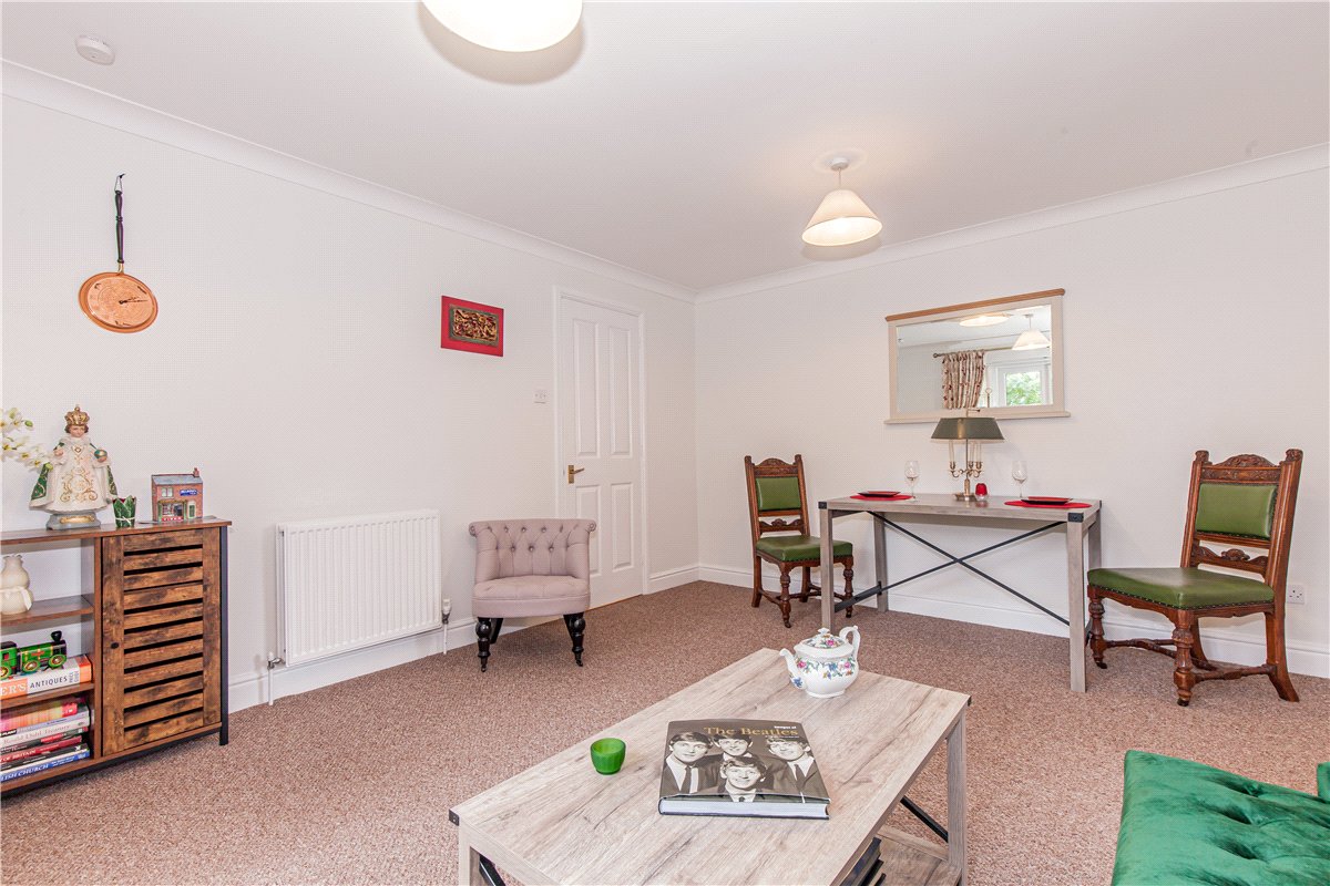 2 bedroom Flat, Sunderland Avenue, Oxford, OX2 - Available, Image 3