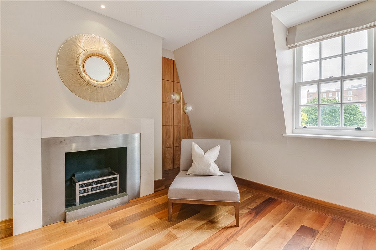 3 bedroom Flat, Park Street, Mayfair, W1K - Available, Image 8