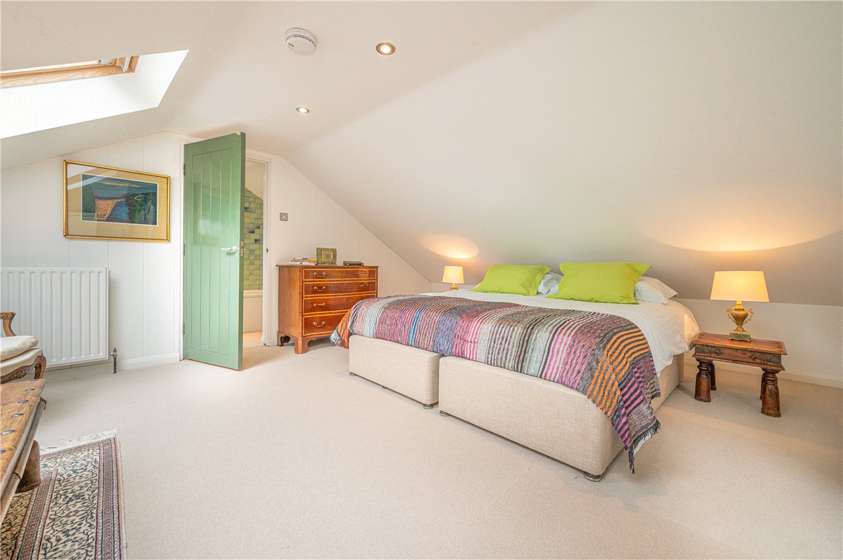 4 bedroom House, Weston-on-the-Green, Bicester, OX25 - Available, Image 20