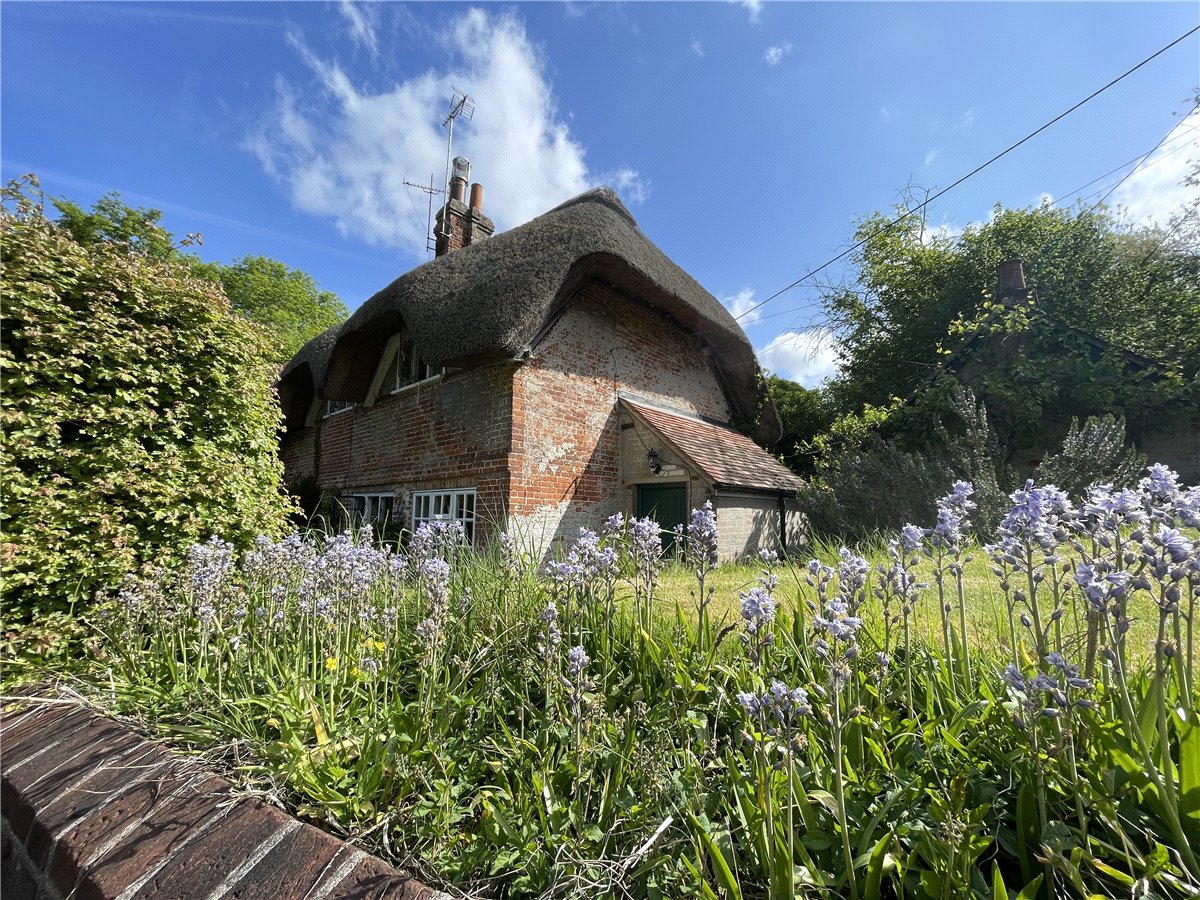 2 bedroom House, East Stratton, Winchester, SO21 - Available, Image 7