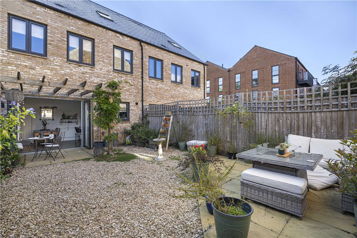 4 bedroom House, Baynhams Drive, Oxford, OX2 - Sold, Image 2