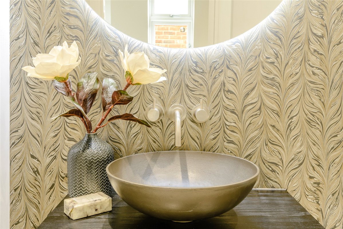 5 bedroom House, The Promenade, Wellingborough, NN8 - Sold, Image 1