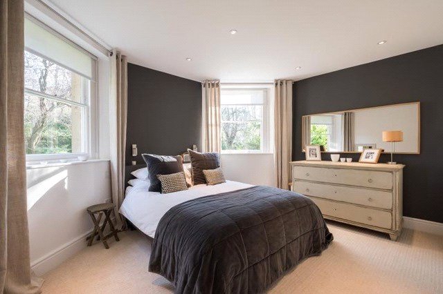 3 bedroom Flat, Allenby House South, Lansdown Road, BA1 - , Image 2