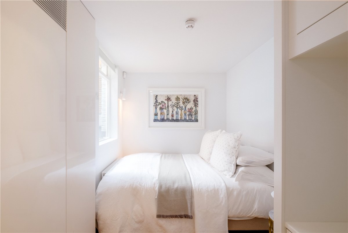 3 bedroom House, Bourdon Street, Mayfair, W1K - Available, Image 6