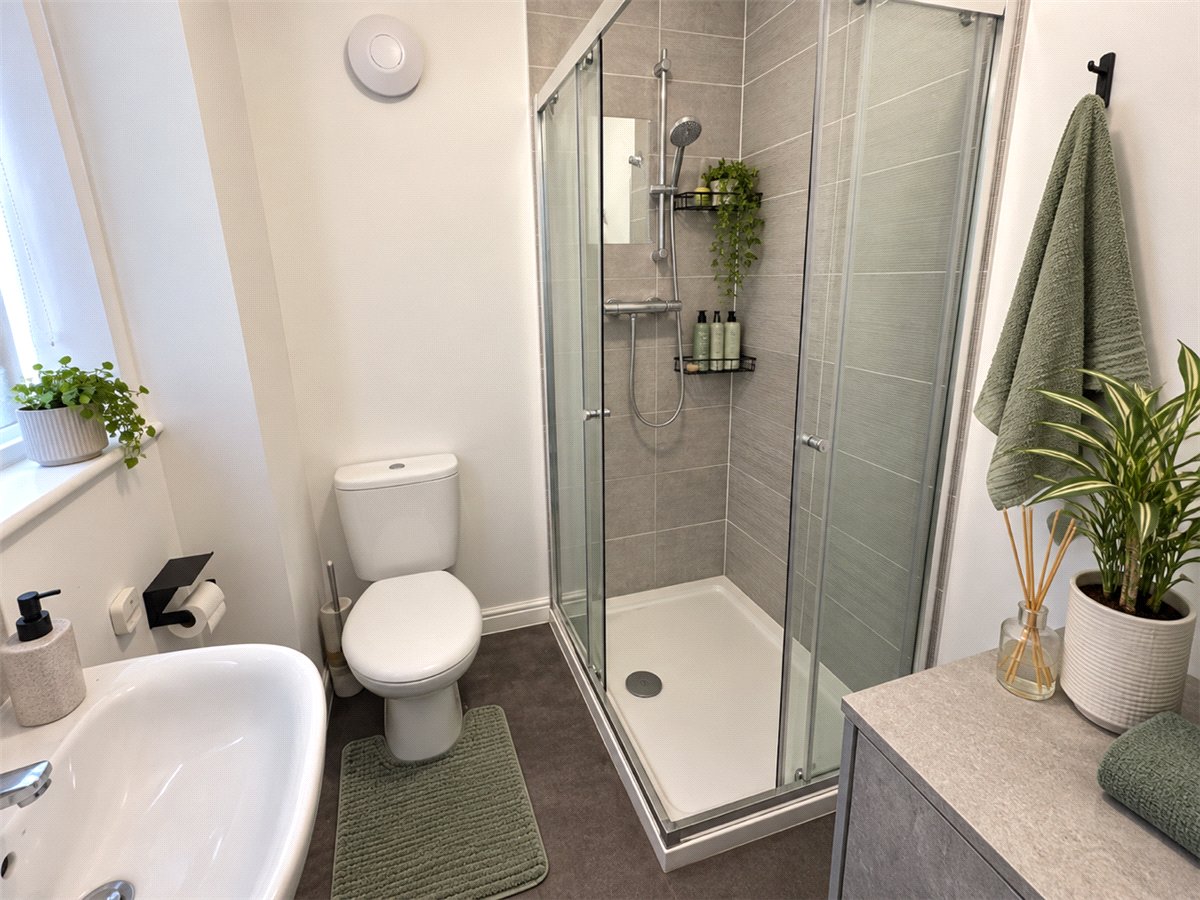 3 bedroom House, Stonyfield Road, Whiteley, PO15 - , Image 8