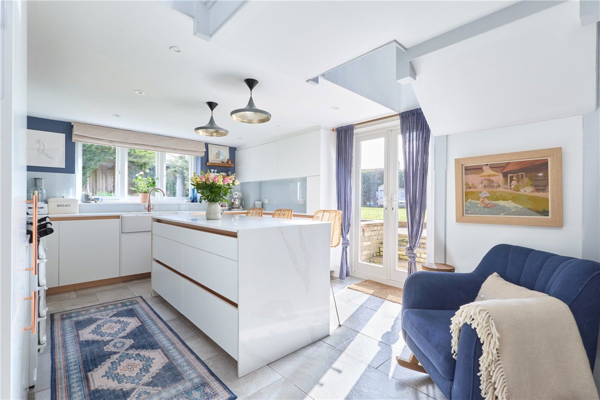 4 bedroom House, West Green, Barrington, CB22 - Available, Image 2