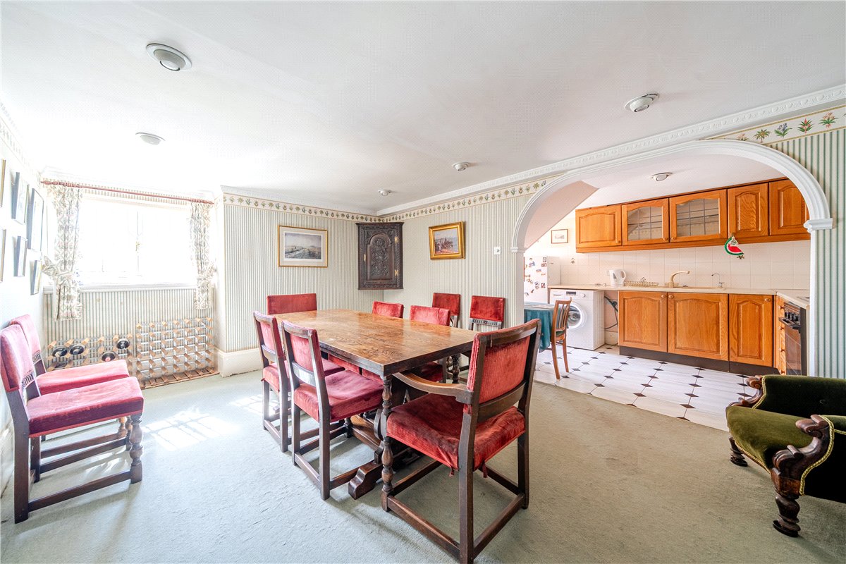 2 bedroom House, The Green, Marlborough, SN8 - Sold STC, Image 8