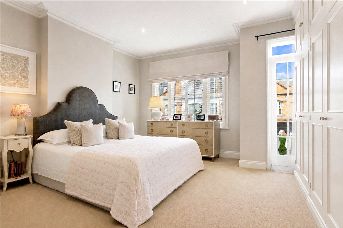 5 bedroom House, Bovingdon Road, London, SW6 - Available, Image 4