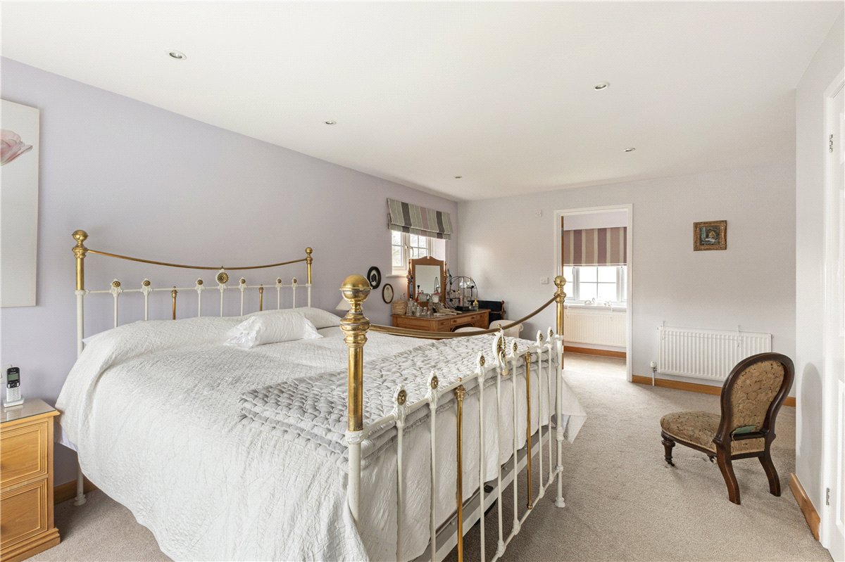 4 bedroom House, Edgar Road, Winchester, SO23 - Available, Image 7
