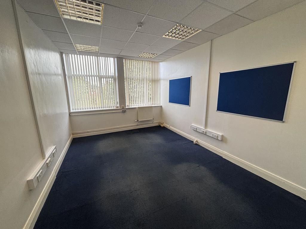 920.32 Sq M, Culmhead Business Park, Taunton, TA3 - Available, Image 10