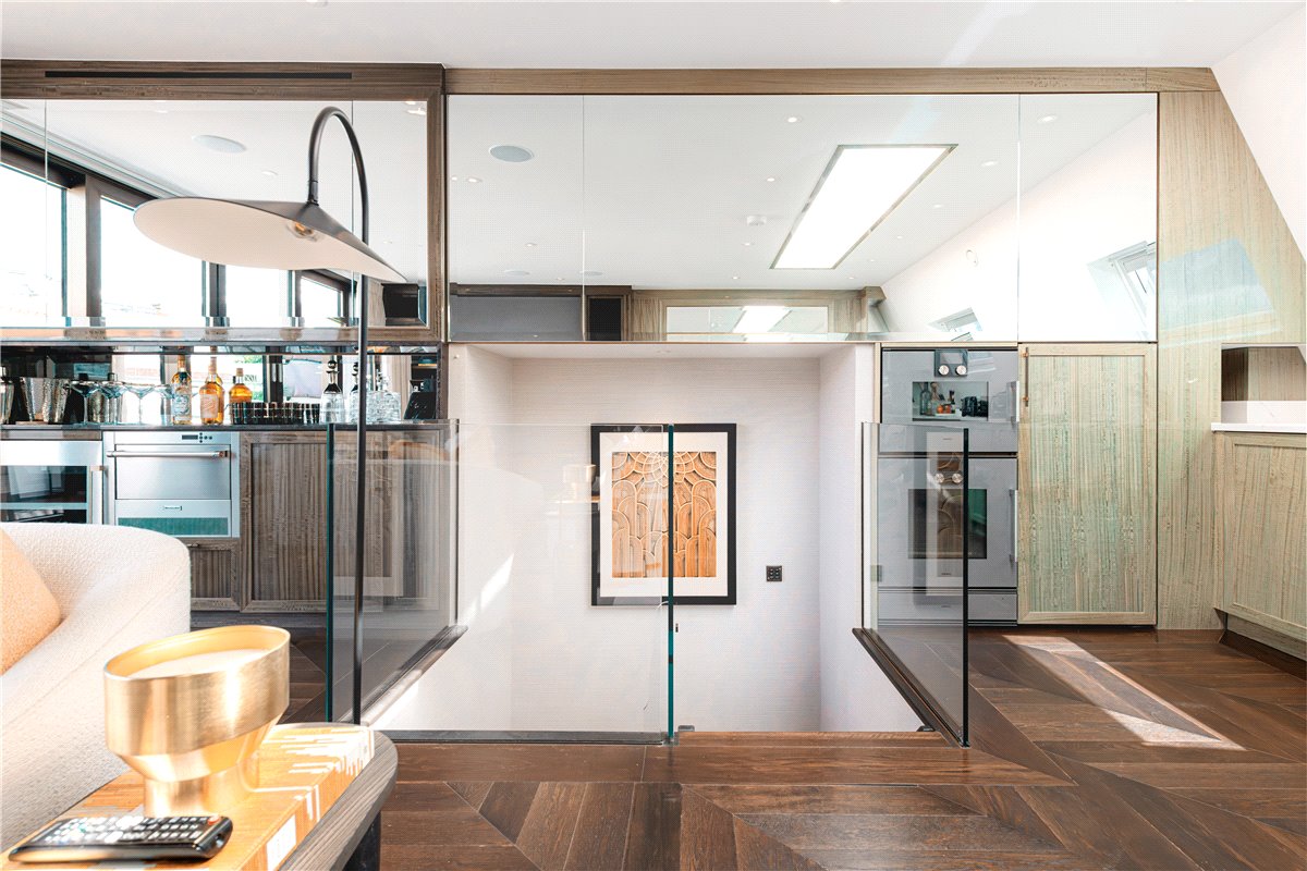 3 bedroom Flat, Prince of Wales Terrace, London, W8 - Available, Image 6