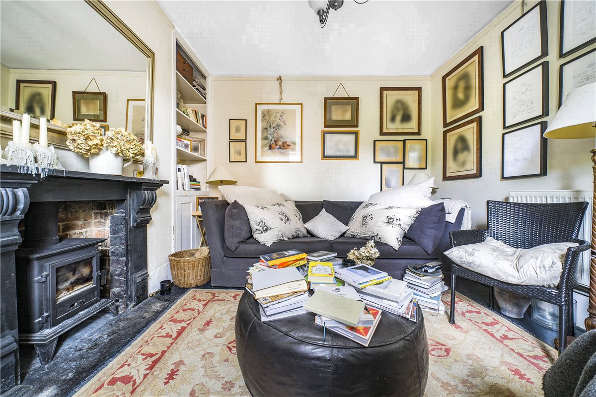 3 bedroom House, Hyde Lane, Marlborough, SN8 - Available, Image 1