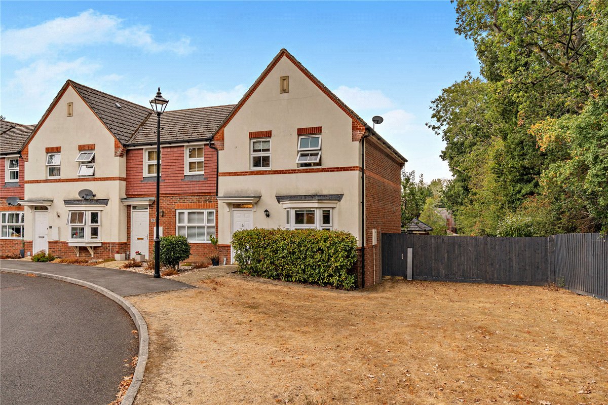 3 bedroom House, Mandarin Drive, Newbury, RG14 - Available, Image 26