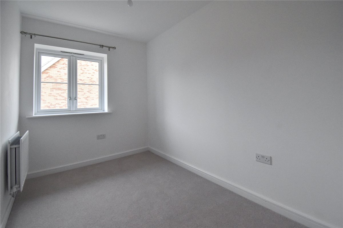3 bedroom House, Ely Drive, Bishop Stortford, CM23 - Let Agreed, Image 8