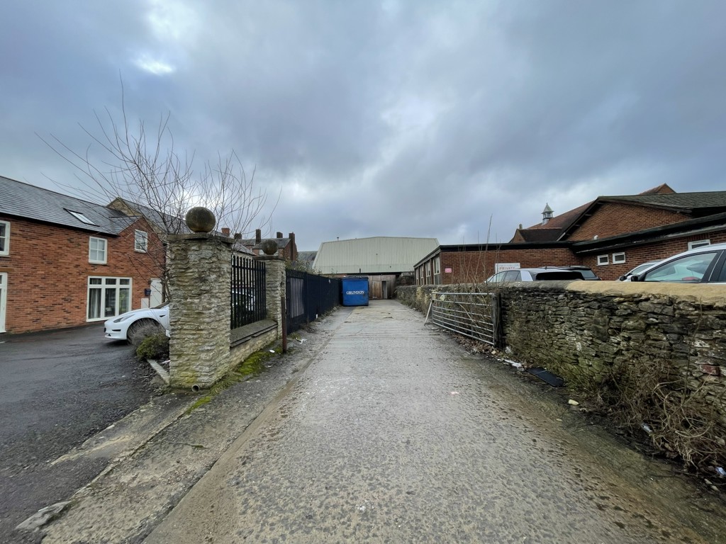 7495 Sq Ft, 66-68 Sheep Street, Bicester, OX26 - Available, Image 1