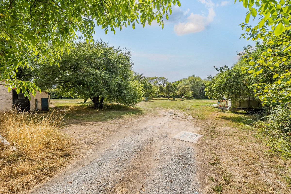 2.8  Farm, Lot 1: East Farm, Purving Row, BS24 - Sold, Image 12