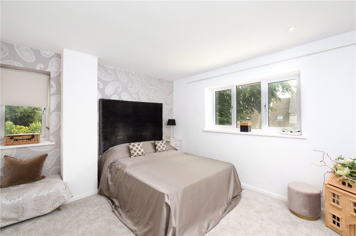 5 bedroom House, Barn End, Marshfield, SN14 - Sold, Image 7