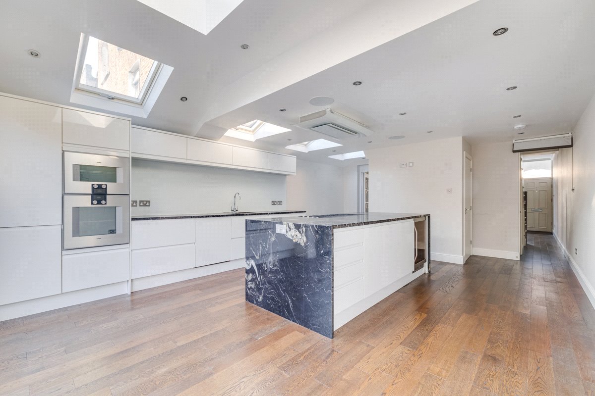 4 bedroom House, Delaford Street, London, SW6 - , Image 4