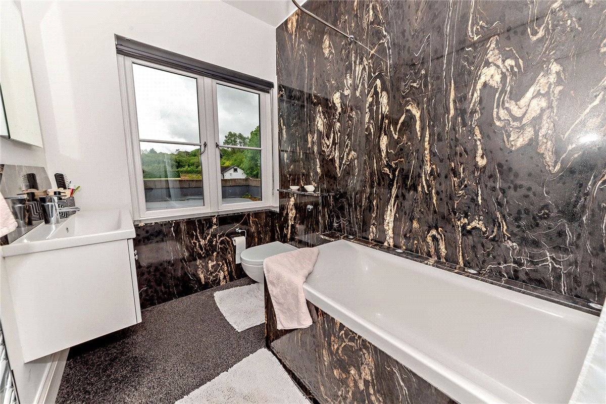 5 bedroom House, Newbury Road, Headley, RG19 - Available, Image 15