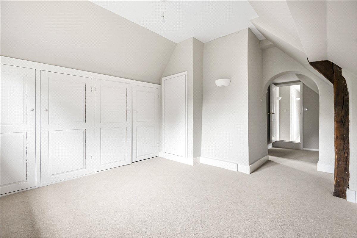 7 bedroom House, Breakspear Road South, Ickenham, UB10 - Available, Image 26