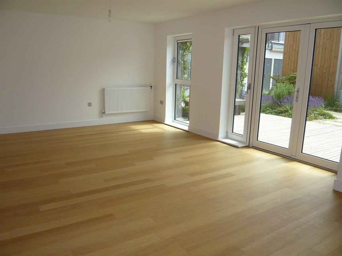 2 bedroom Flat, Park Way, Newbury, RG14 - Available, Image 7