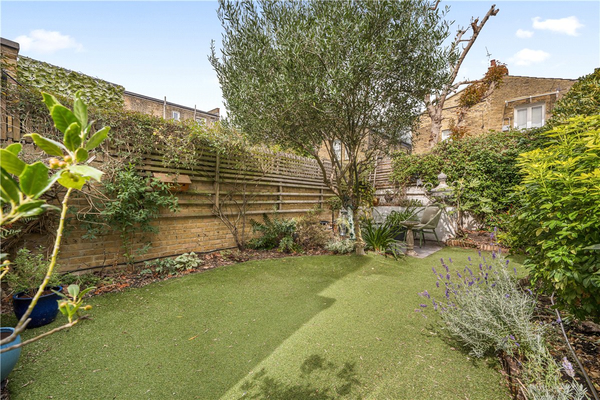 2 bedroom Maisonette, Wardo Avenue, London, SW6 - Available, Image 6