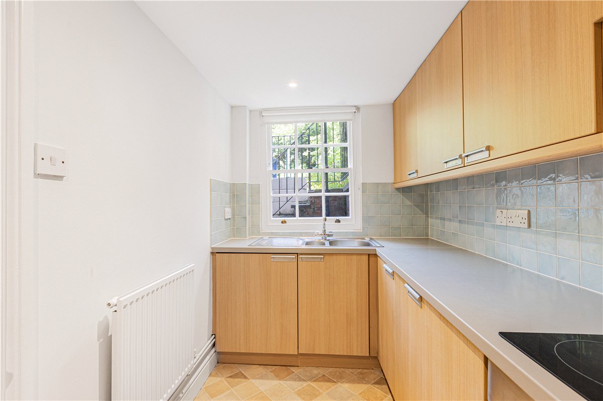 2 bedroom Maisonette, Walton Crescent, Oxford, OX1 - Available, Image 4