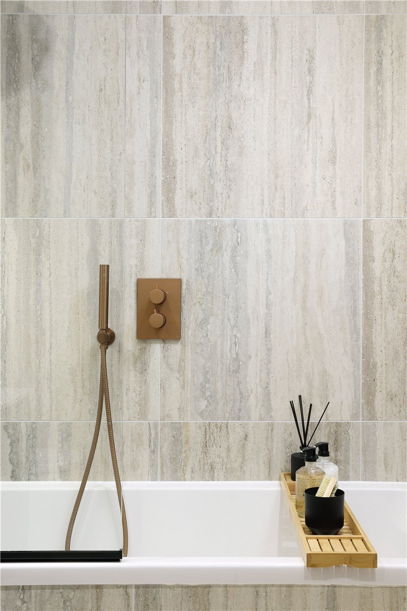 2 bedroom Flat, London Square Wandsworth Common, Springfield Drive, SW17 - Available, Image 3