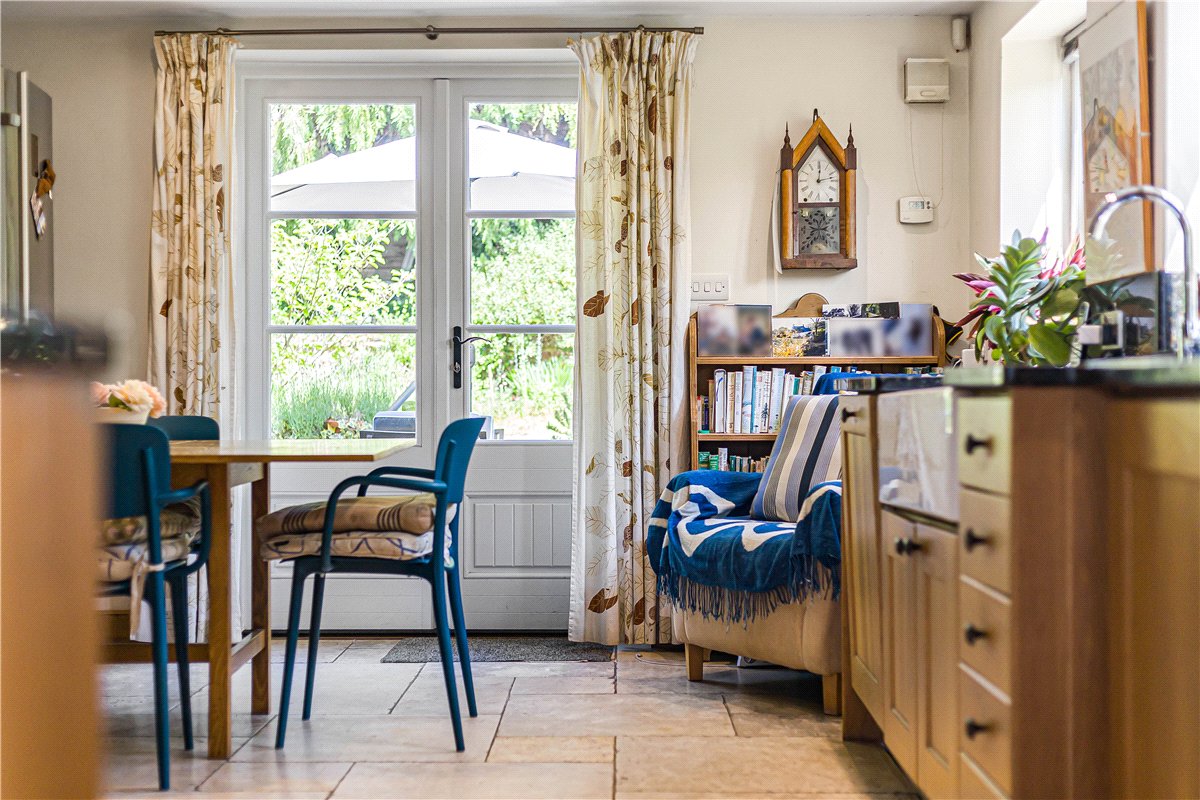 5 bedroom Cottage, Wolvercote Green, Oxford, OX2 - Available, Image 4