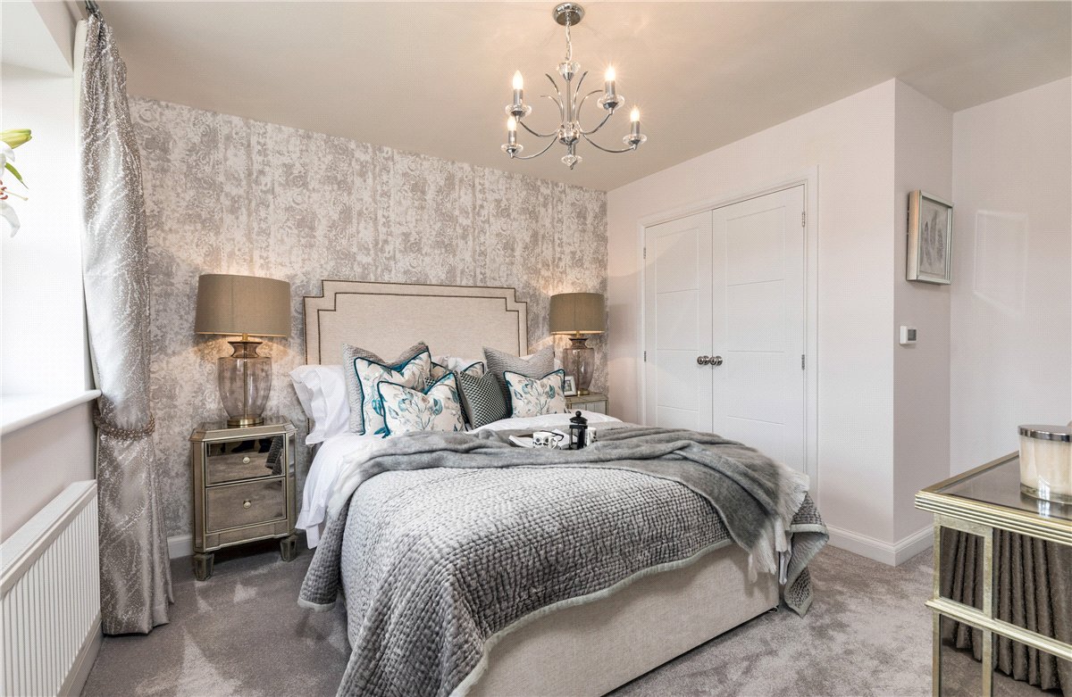 4 bedroom House, Princess Gardens, Bishops Green, RG20 - Available, Image 1