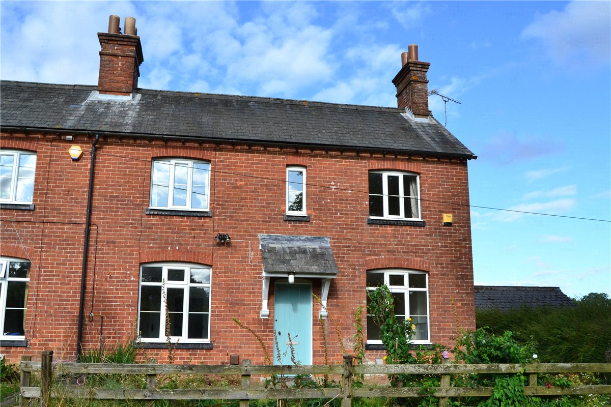 3 bedroom House, Burgess Farm Cottages, Woodlands St. Mary, RG17 - Let Agreed