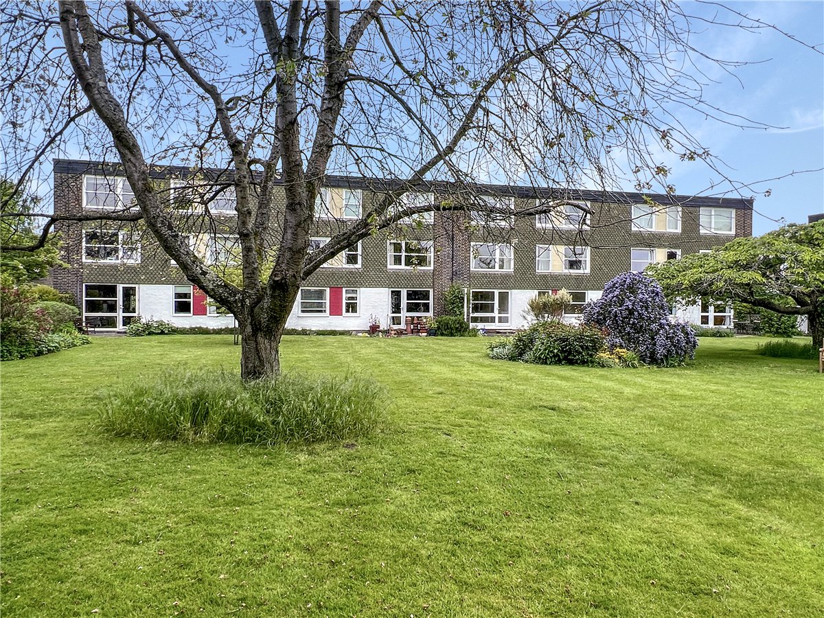 2 bedroom Flat, Sherlock Close, Cambridge, CB3 - Sold