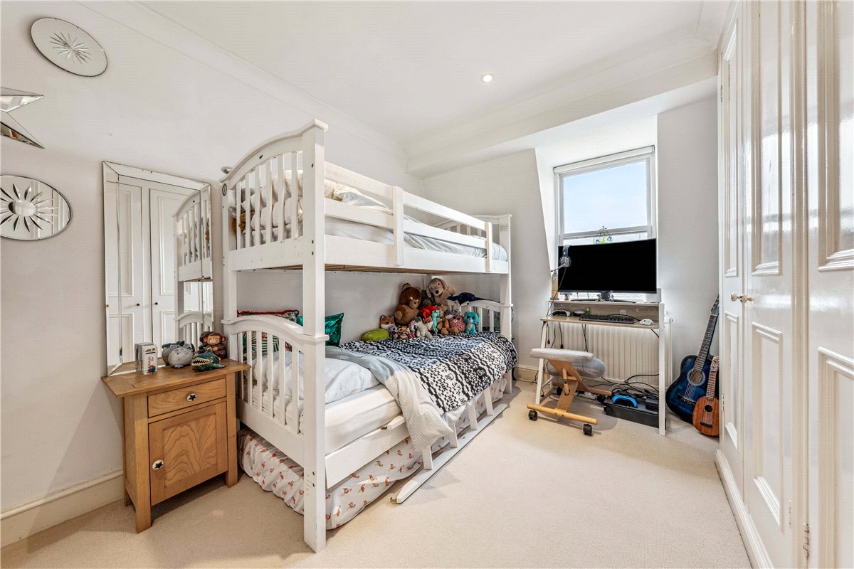 4 bedroom House, Burlington Road, London, SW6 - Available, Image 16