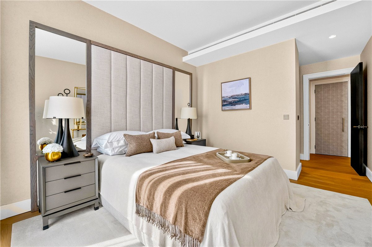 1 bedroom Flat, Brompton Road, Knightsbridge, SW3 - Available, Image 3