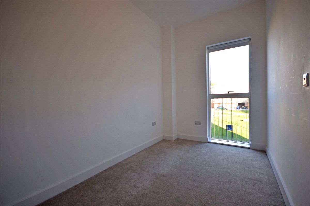 3 bedroom House, Lilywhite Drive, Cambridge, CB4 - , Image 7