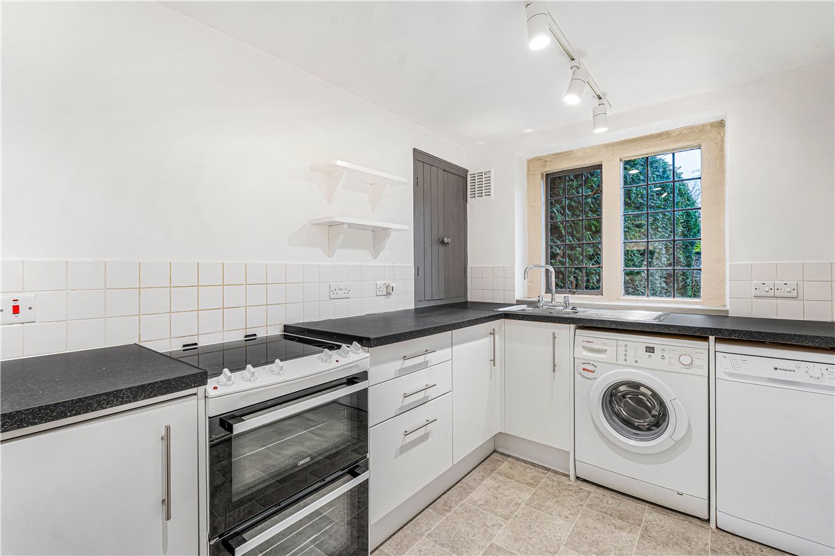 3 bedroom Cottage, Manor Cottages, Kelmscott, GL7 - Available, Image 10
