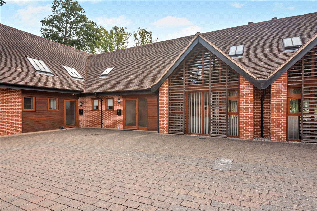 2 bedroom House, Lambourn Road, Speen, RG20 - Available, Image 19