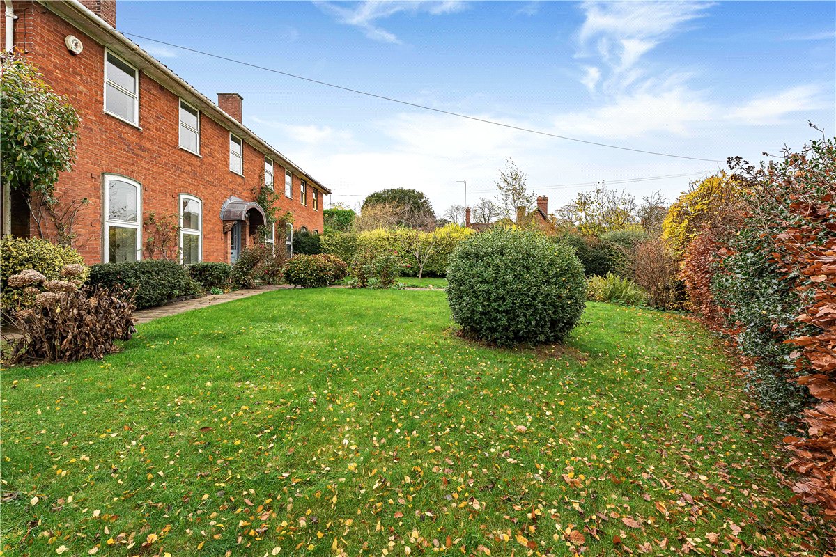 3 bedroom House, Vicarage Road, Stoneleigh, CV8 - Sold STC, Image 14