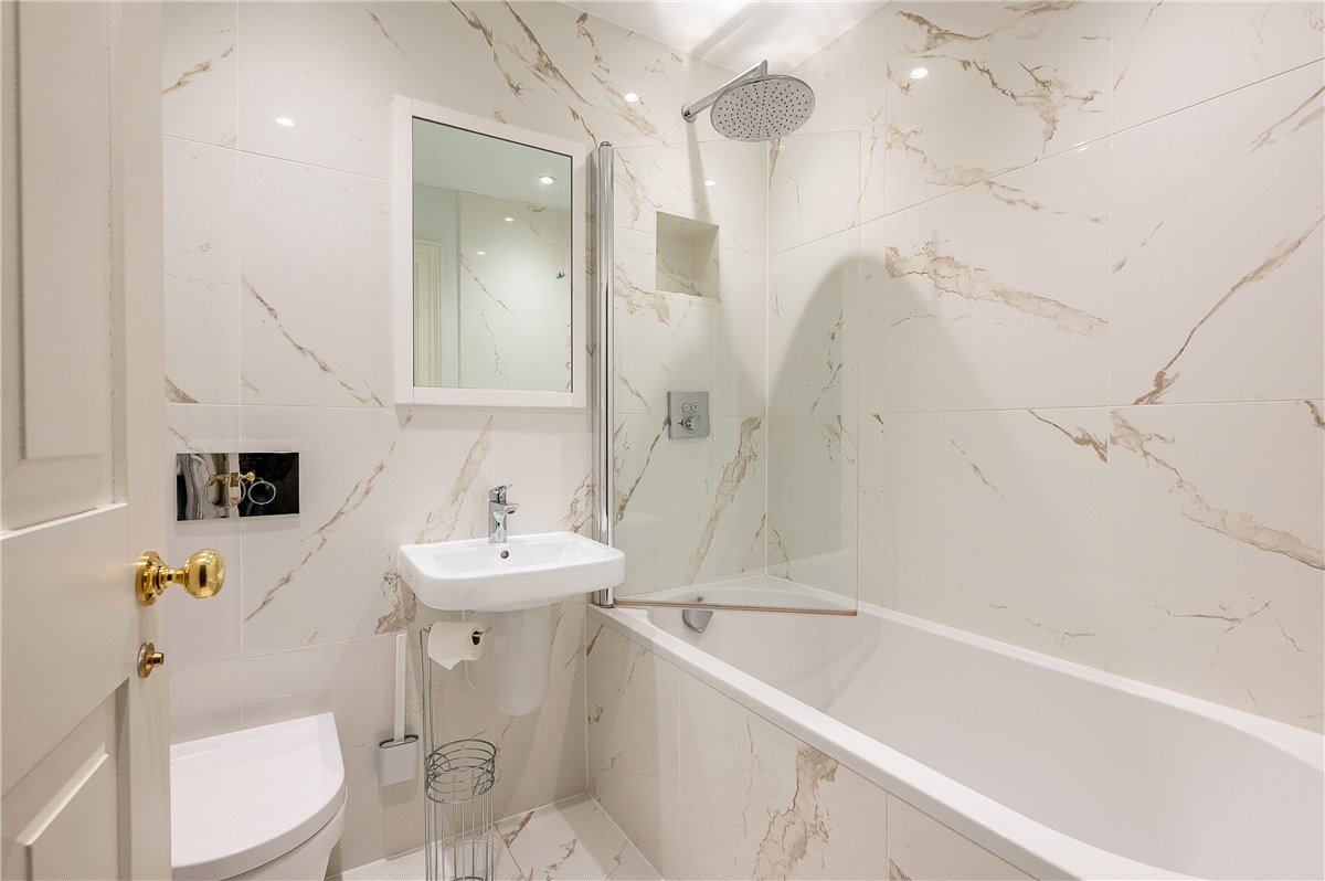 3 bedroom Flat, St. Leonards Place, York, YO1 - Available, Image 11
