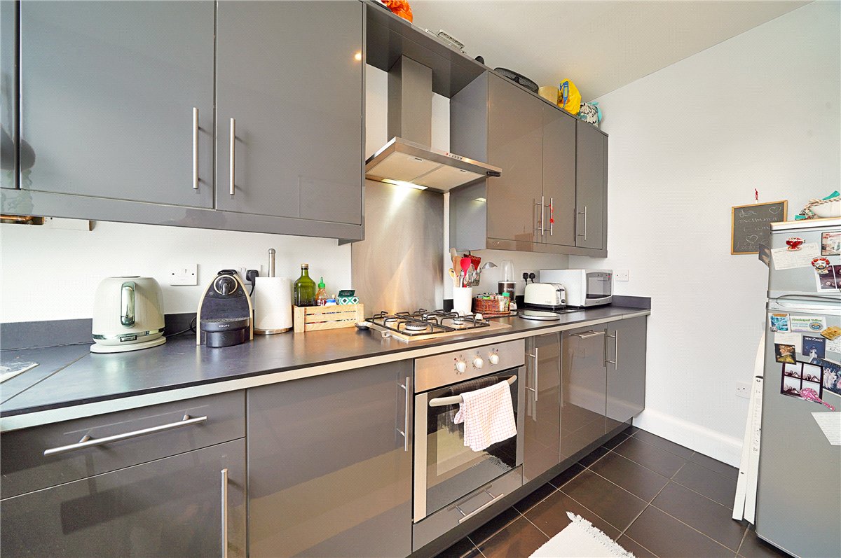 1 bedroom Flat, Castletown Road, London, W14 - , Image 5